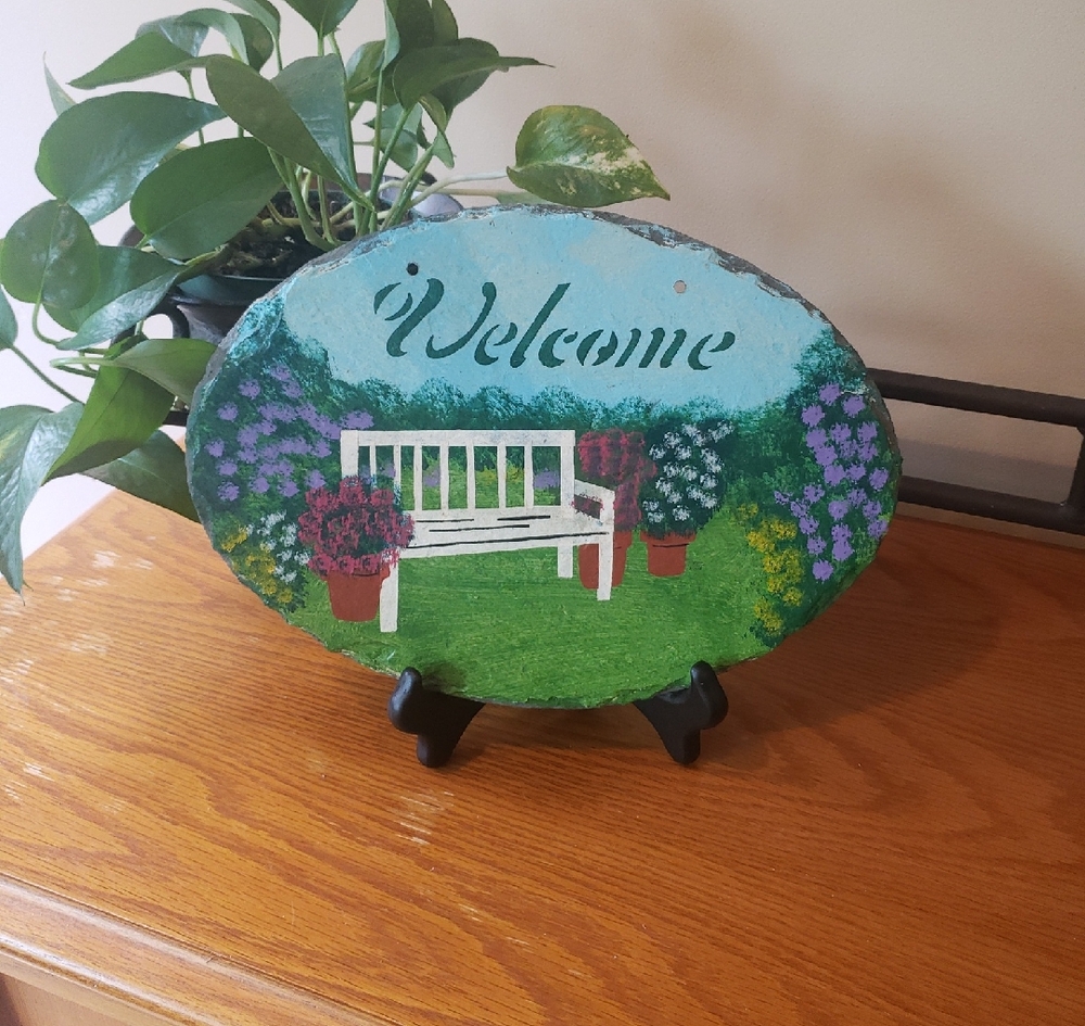 Hand-Painted Slate "Welcome" Sign with Bench Design - Indoor/Outdoor